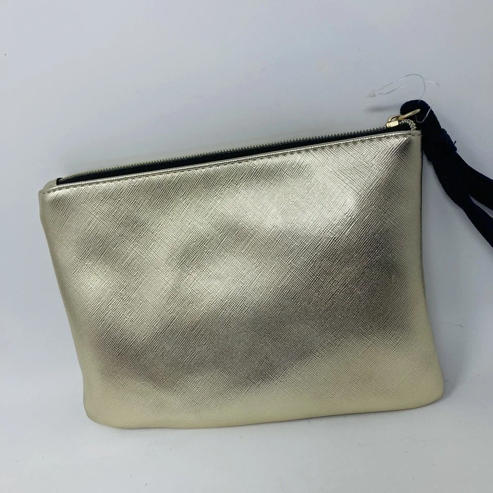 N/A peacock clutch